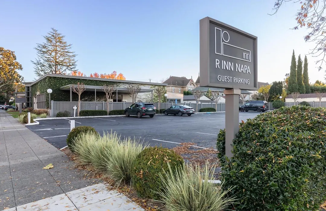 R Inn Napa-1