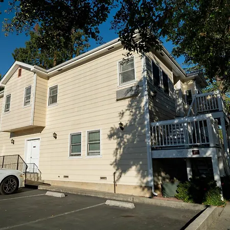 Elm House Inn-3